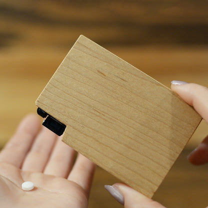 世界に一つの木製メガネスタンドCHINCHIKURINメガネ収納サングラス収納1つ1つ職人手作りおしゃれかわいいギフトプレゼント木製日本製メガネ置きメガネケース雑貨小物インテリア眼鏡男性女性メンズレディース