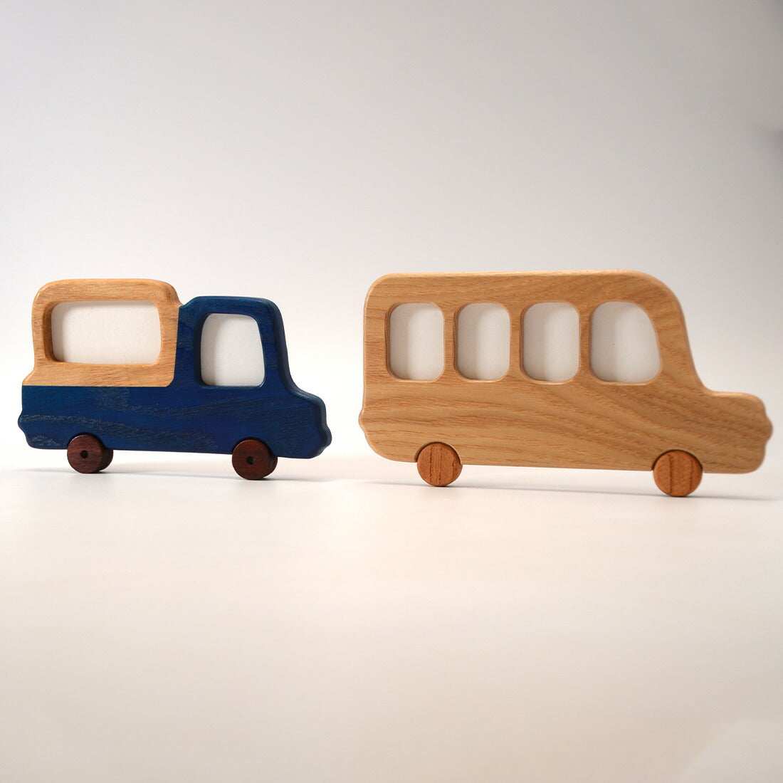 職人手作り木製ペット遺影フレーム犬猫用ペット遺影犬猫フォトフレーム木製ペット仏壇ペットメモリアル手作りフォトスタンドペット供養フレーム犬猫写真立てナチュラルインテリアフォトフレーム