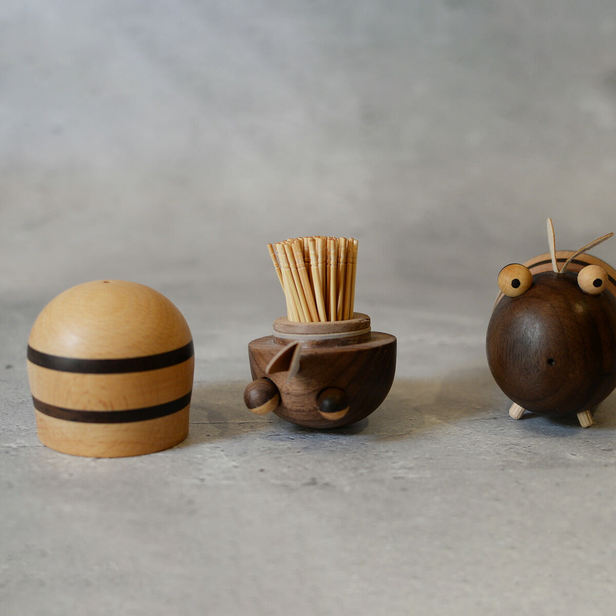 木製爪楊枝入れ蜂はちHACHI｜木製つまようじケース｜インテリア雑貨北欧ナチュラルギフトプレゼント