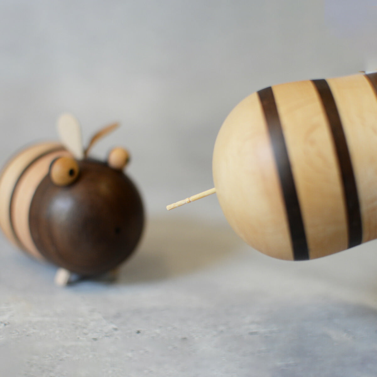 木製爪楊枝入れ蜂はちHACHI｜木製つまようじケース｜インテリア雑貨北欧ナチュラルギフトプレゼント